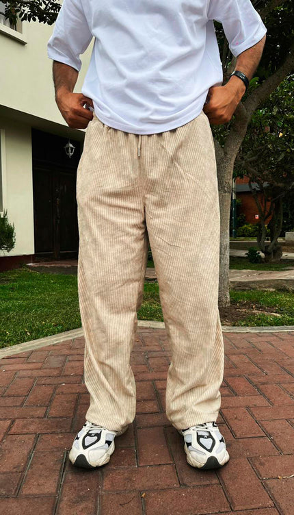 Corduroy Pants Focalizado claro