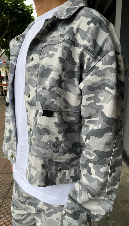 Casaca Camuflaje Plomo