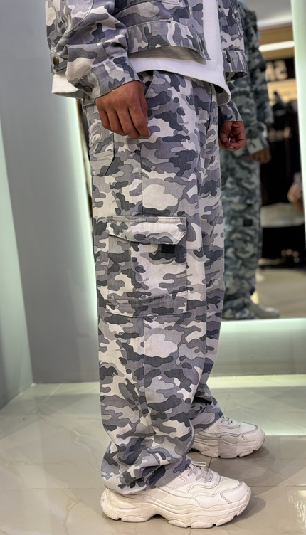 Pantalón Cargo Camuflaje Plomo