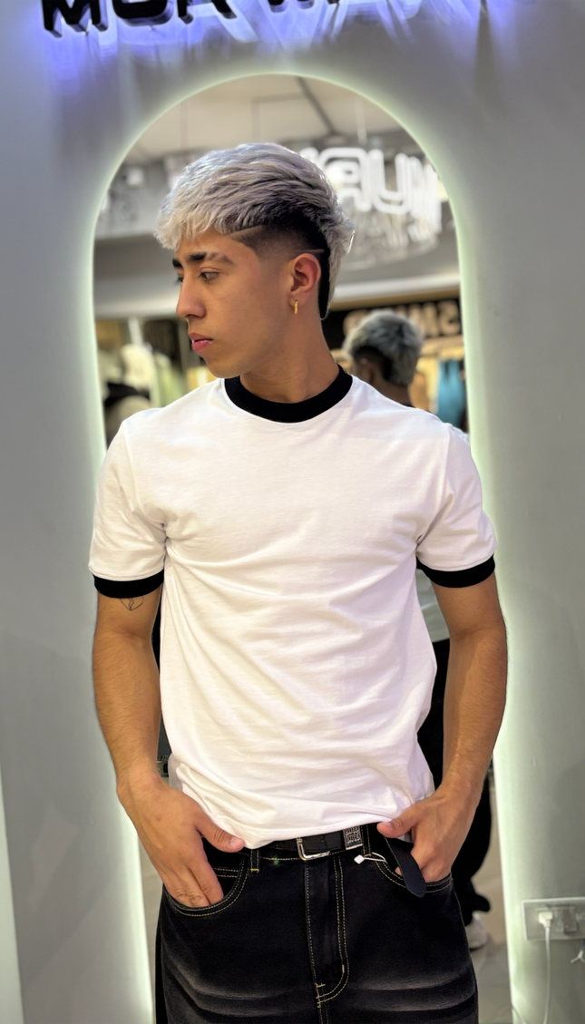 Baby Tee Blanco / Negro